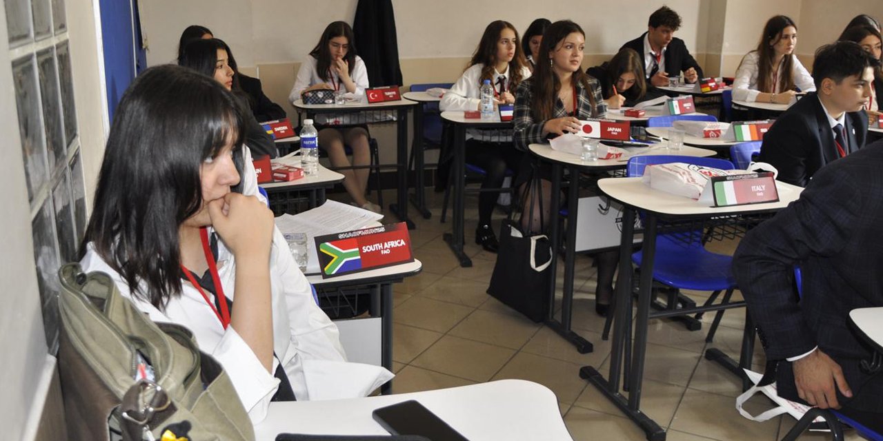 Şehit Ahmet Özsoy Fen Lisesi’nden uluslararası düzeyde etkinlik