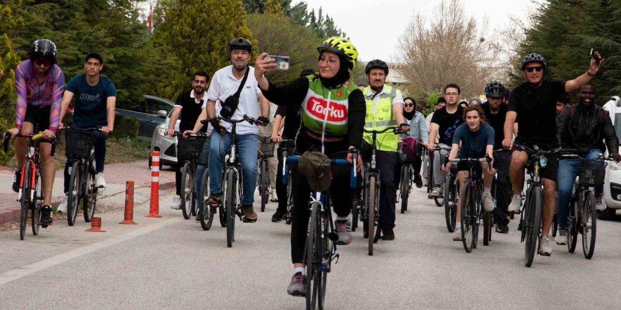 Selçuk Üniversitesine "Spor Dostu Kampüs" ödülü