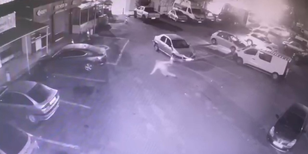 Rahatsızlanıp yere düştü, üzerinden otomobil geçip öldü