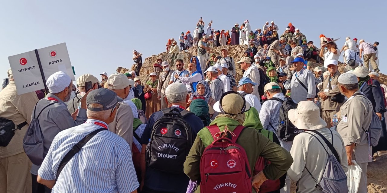 Konyalı hacılar Medine ziyaretinde