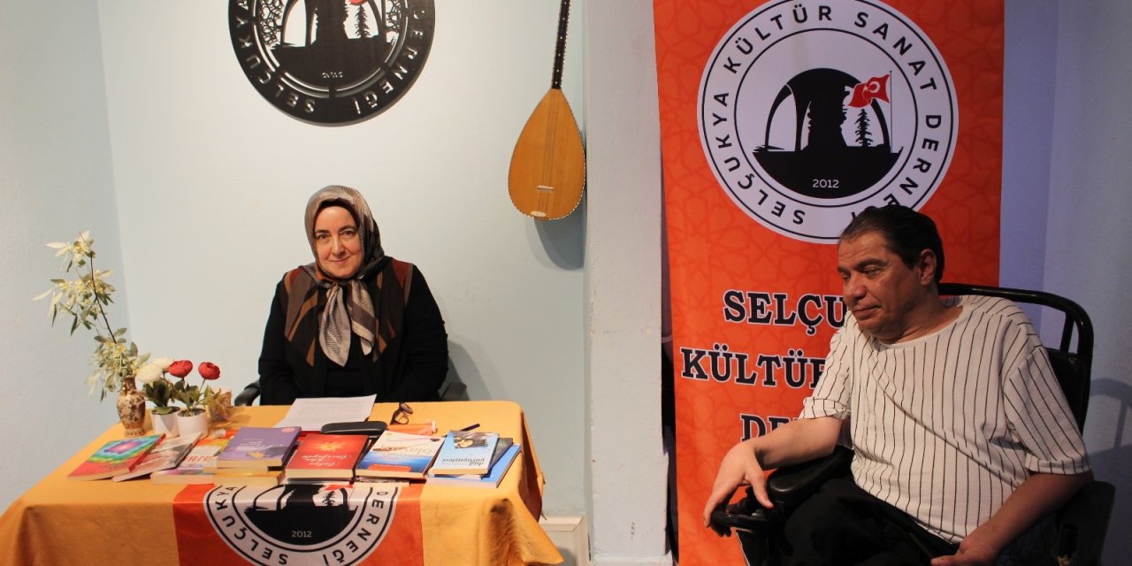 Ödüllü Yazar Koçak edebiyatı anlattı