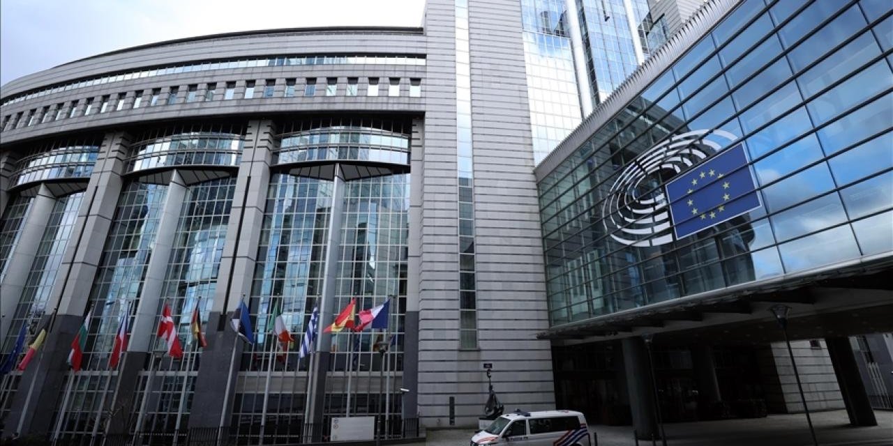 AB, Suriye'ye yönelik ekonomik yaptırımları kaldırma kararı aldı