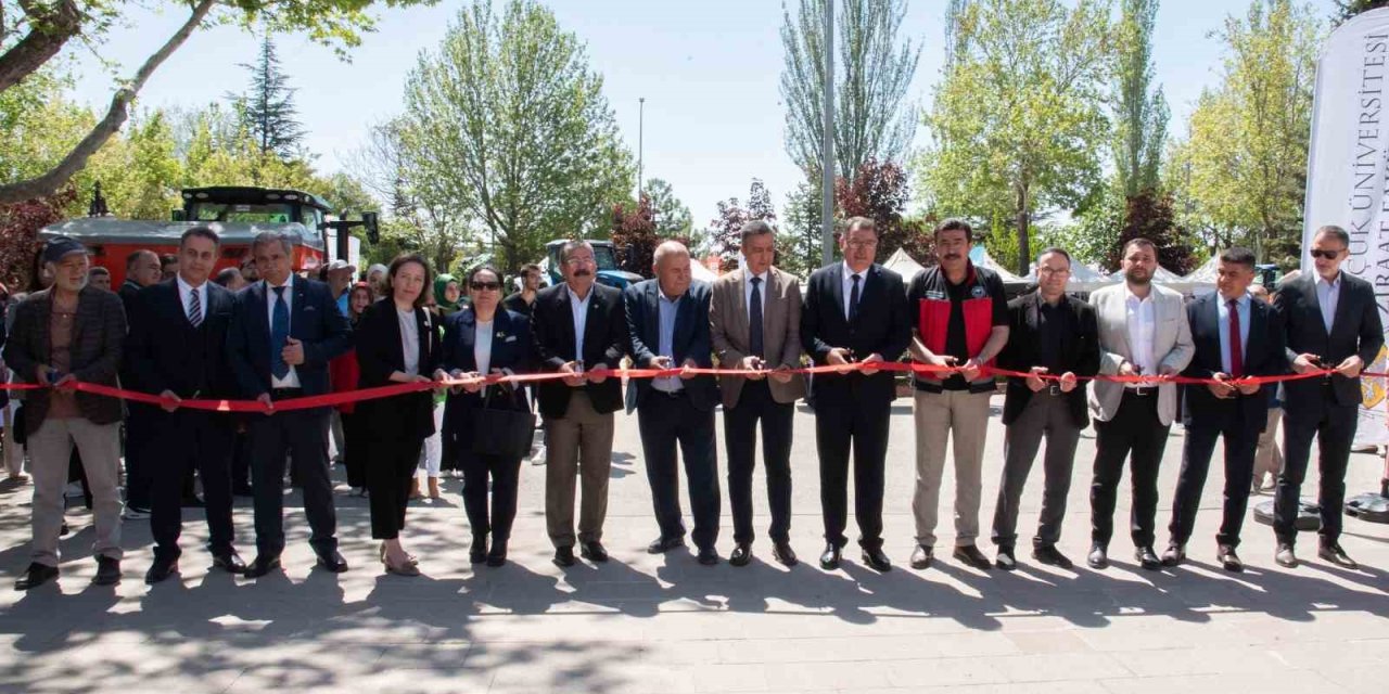 Selçuk Tarımtech'25-Tarım Teknolojileri Festivali başladı