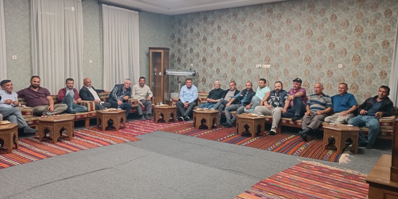 Ahırlı'da tarım arazileri için çözüm aranıyor