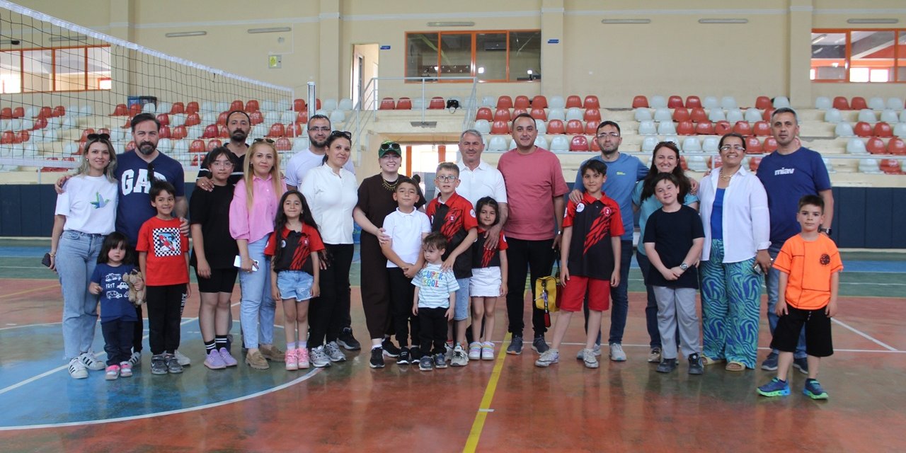 Yunak'ta satranç turnuvası yapıldı