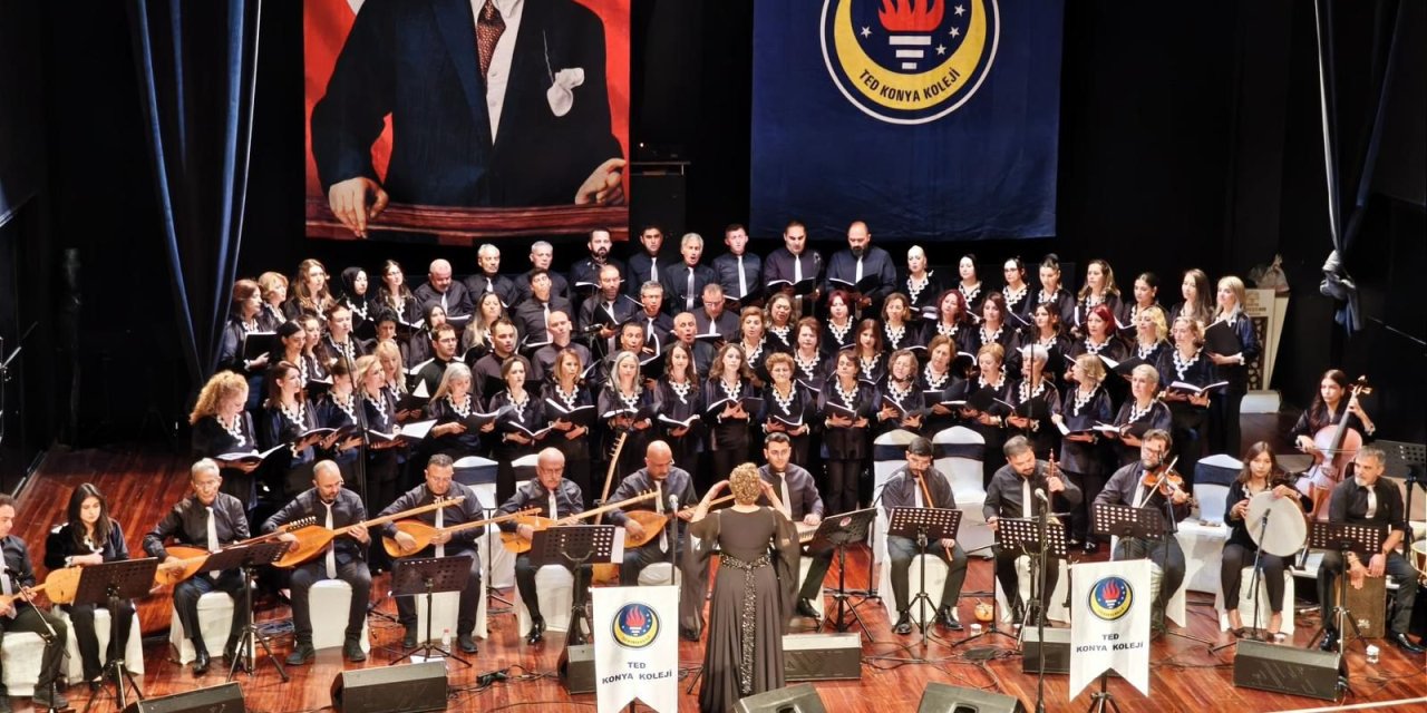 Anadolu’nun ezgilerini izleyicilerle buluşturdular