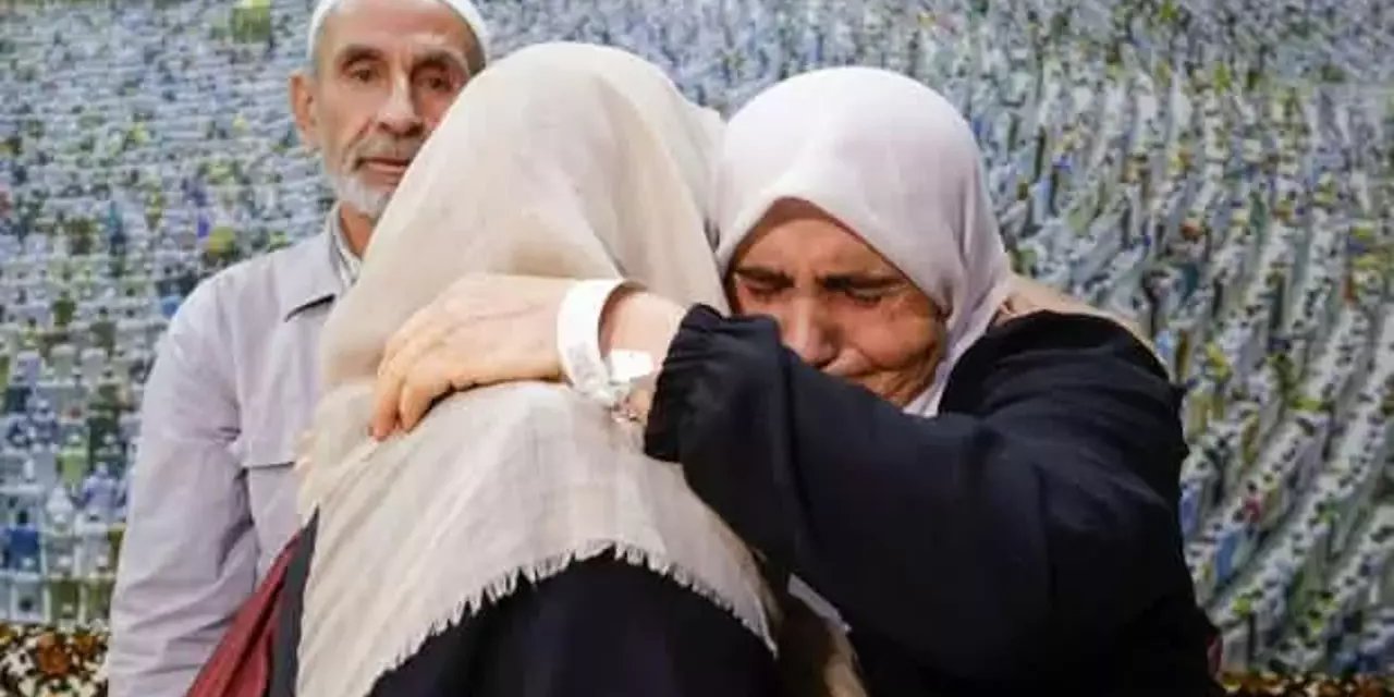 25 yıldır küs olan iki komşu Mekke-i Mükerreme'de barıştı