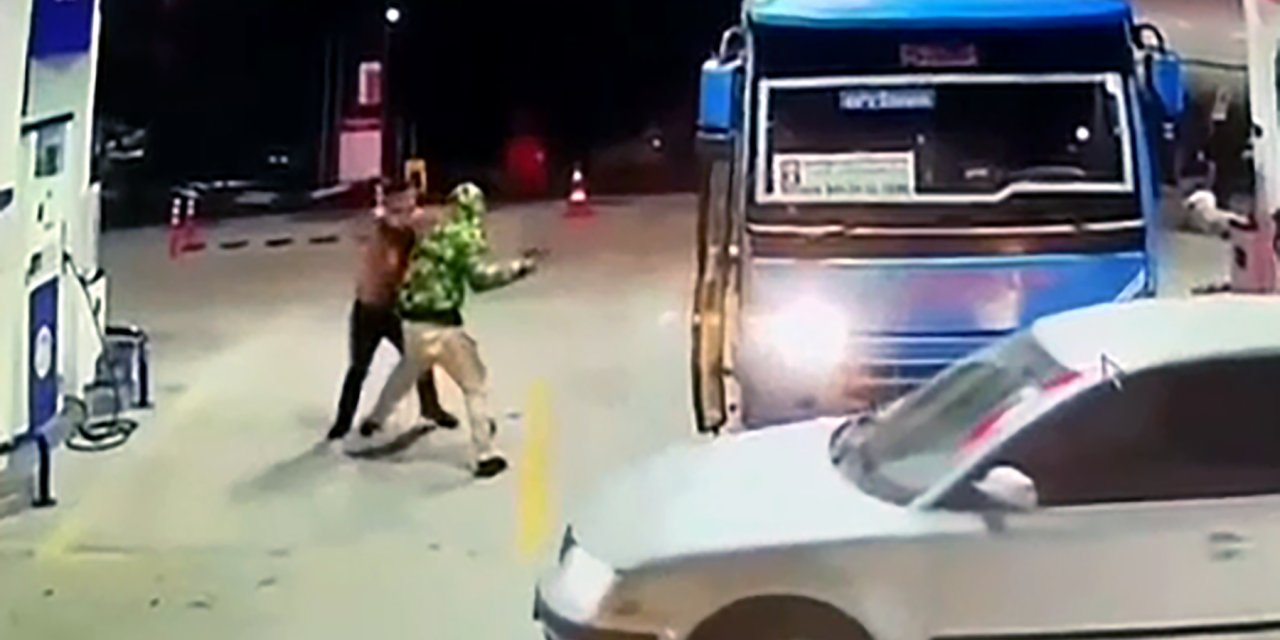 Otobüslere taş, sopa ve tabancayla saldırdılar