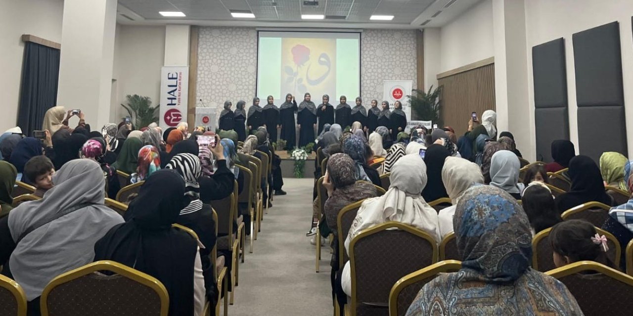 Konya Hale Kız Kur’an Kursu’nda hatim programı düzenlendi