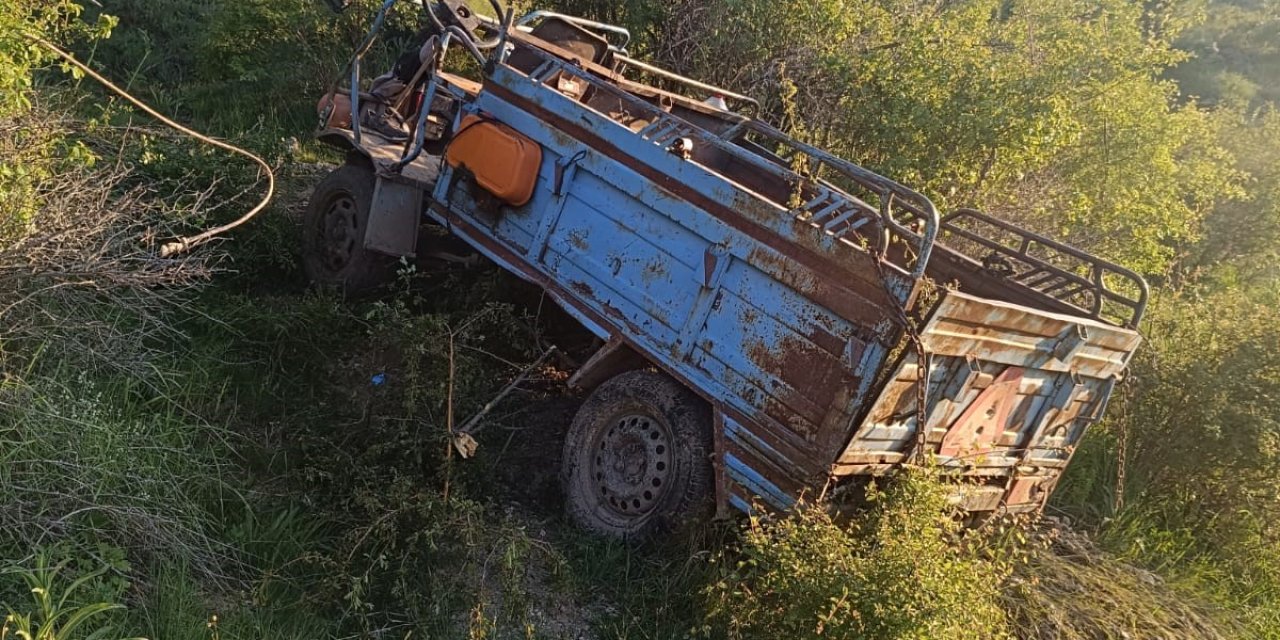 Uçurumdan aşağı uçtular