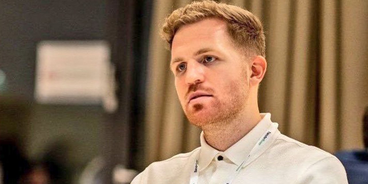 Fenerbahçe, Devin Özek'i resmen duyurdu