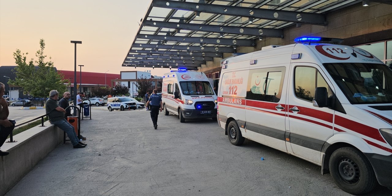 İki aile arasındaki silahlı kavgada muhtar hayatını kaybetti