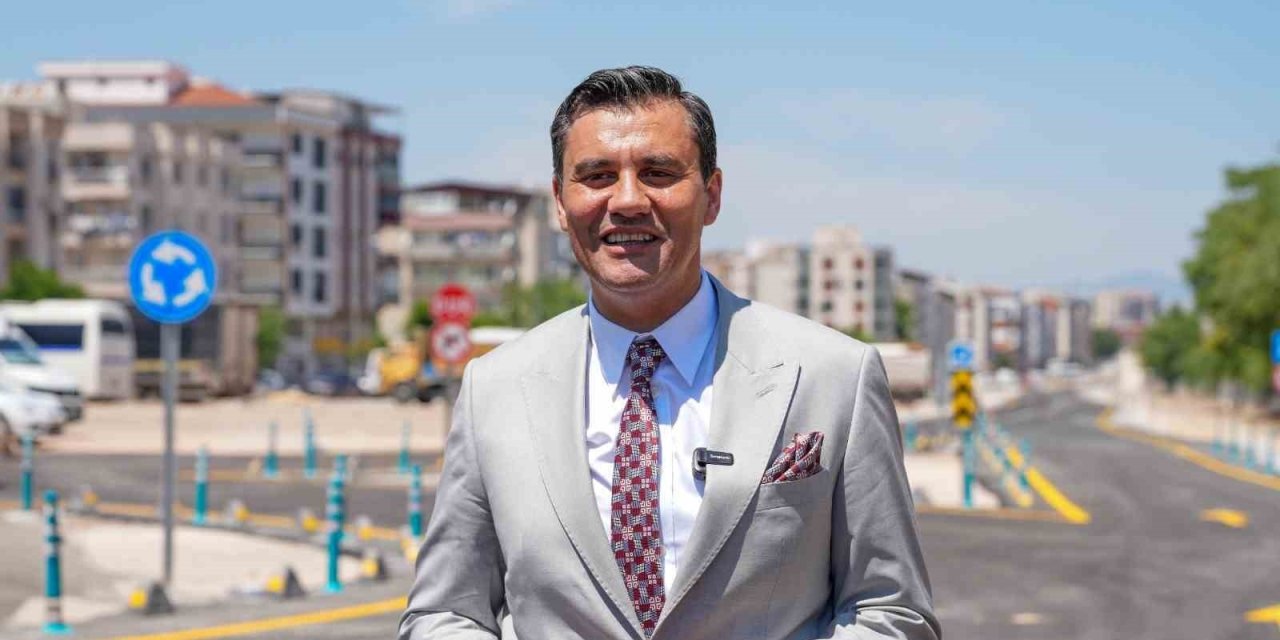 Elektrik akımına kapılan Manisa Büyükşehir Belediye Başkanı Zeyrek, hastaneye kaldırıldı