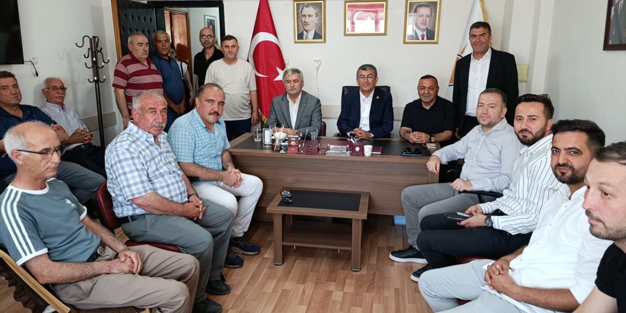 Seydişehir'de AK Parti İlçe Başkanlığında bayramlaşma programı düzenlendi