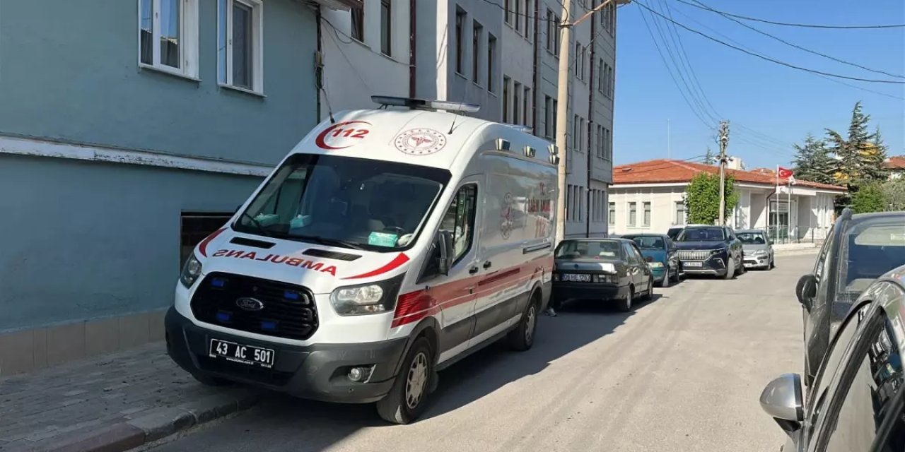 Eski belde belediye başkanı evinde ölü bulundu