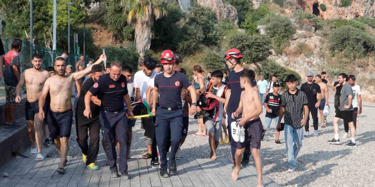 Falezlerden ölümüne atlayış denemesi hastanede bitti