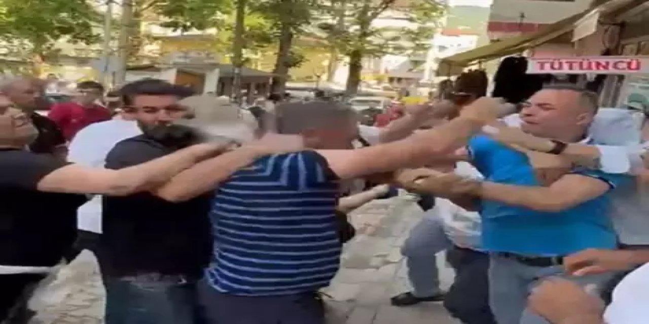 Sokakta çıkan tartışma kavgaya dönüştü