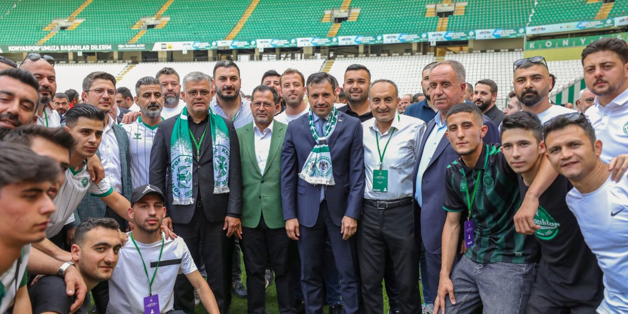 Konyaspor yönetimine ilk tebrik İstanbul'dan geldi!