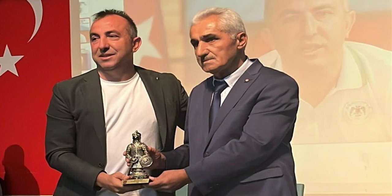 Konyaspor'da Recep Uçar o ödülü kazandı!