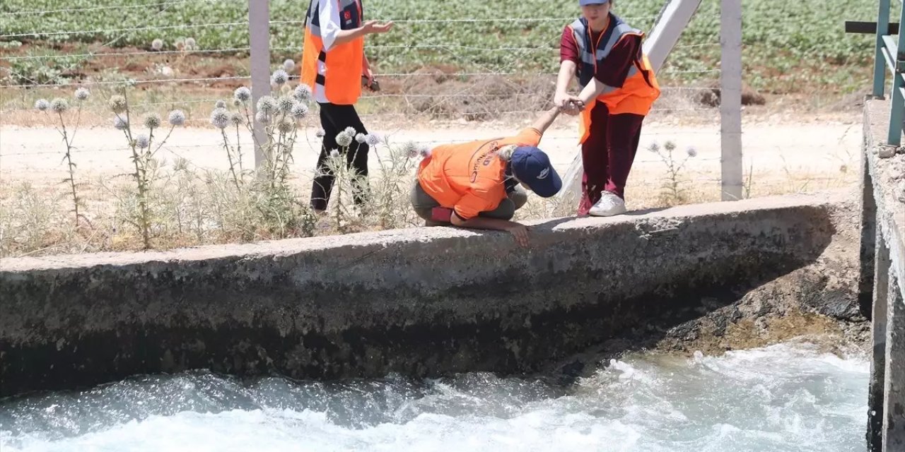 Kanala düşen Bünyamin'i kurtarmak için suya atlayan gencin cesedi bulundu