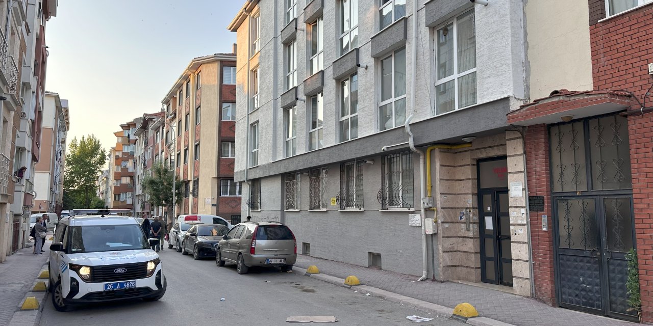 10 gündür kendisinden haber alınamıyordu... Evinde ölü bulundu