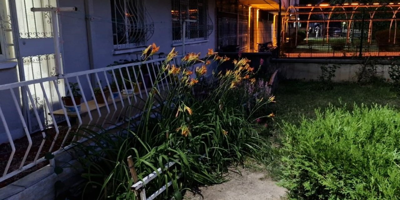 Konya merkezde balkondan düşen çocuk ağır yaralandı