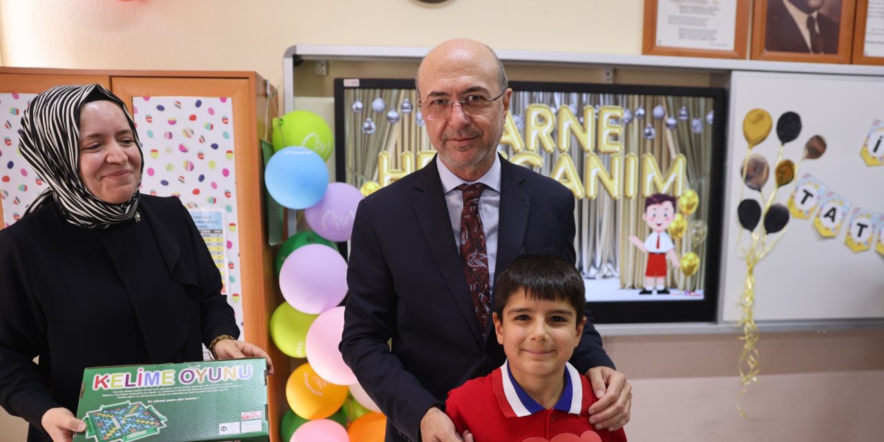 Başkan Pekyatırmacı, karne sevincine ortak oldu