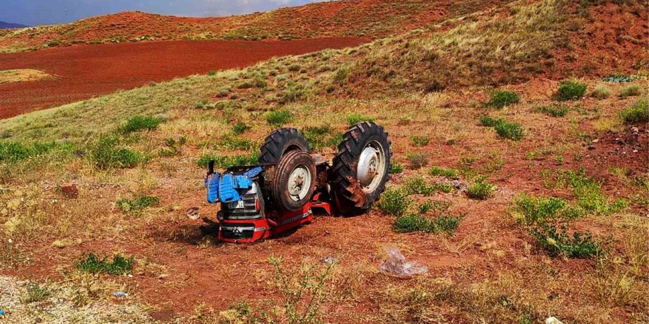 Kazada sürücü hayatını kaybetti, eşi ağır yaralandı