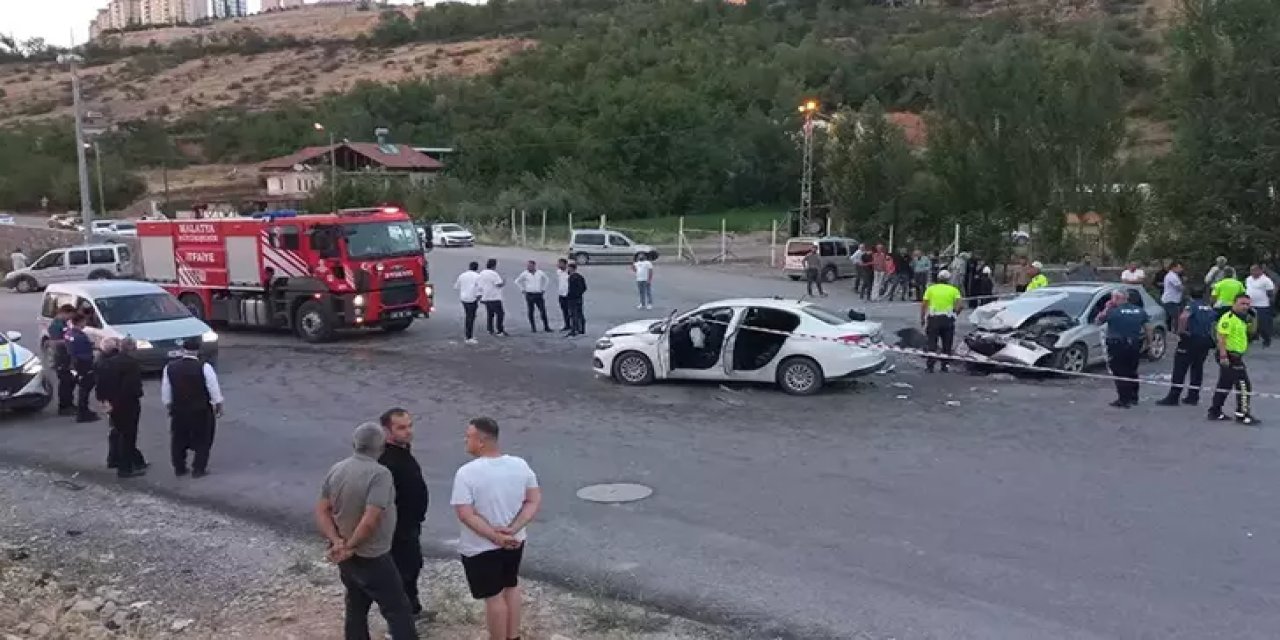 Düğün konvoyunda kaza: 11 yaralı