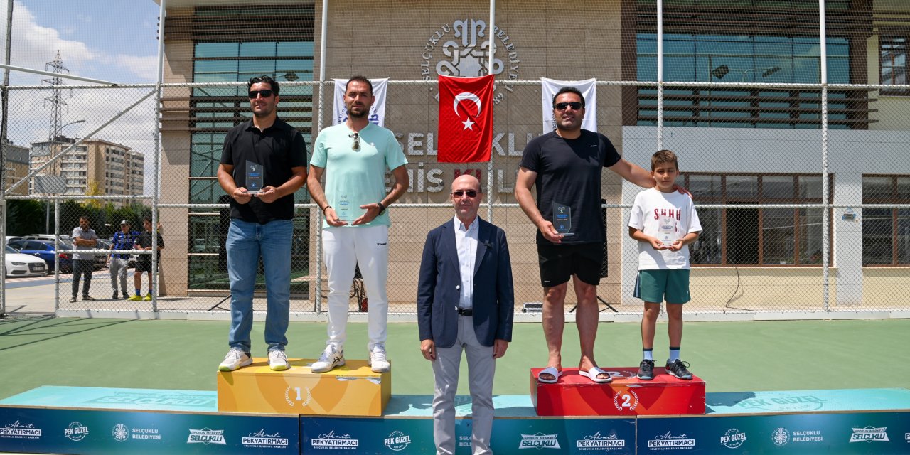 Konya'da tenis şöleni... T200 Masters Tenis Turnuvası sona erdi