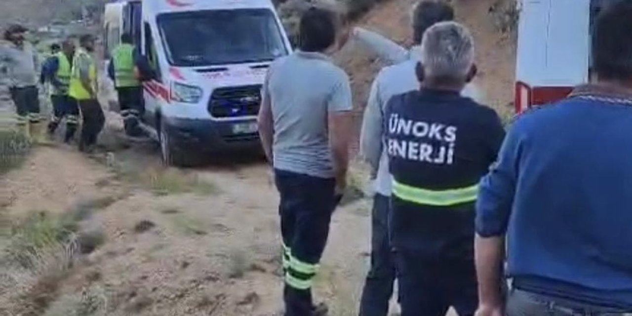 Kamyonet uçuruma yuvarlandı: 2 ağır yaralı