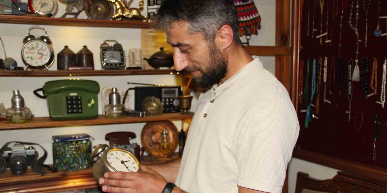 Babasından kalan dükkanı müzeye dönüştürdü