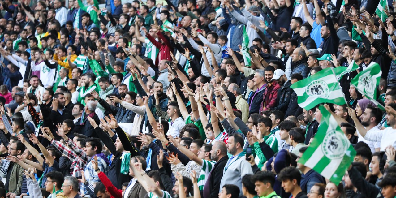 Konyaspor taraftarı yukarıya tırmandı!