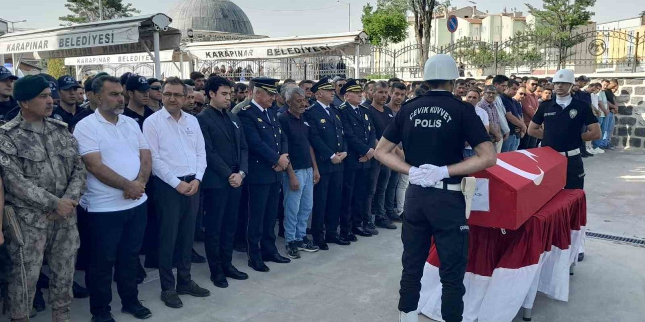 Kazada hayatını kaybeden özel harekat kursiyeri Konya’da toprağa verildi