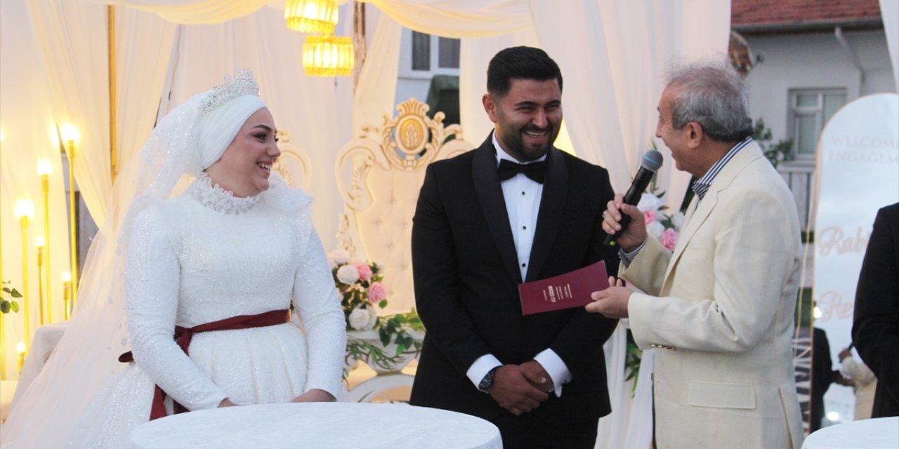 Eski Tarım ve Orman Bakanları Kirişci ve Eker, Konya'da nikah şahidi oldu