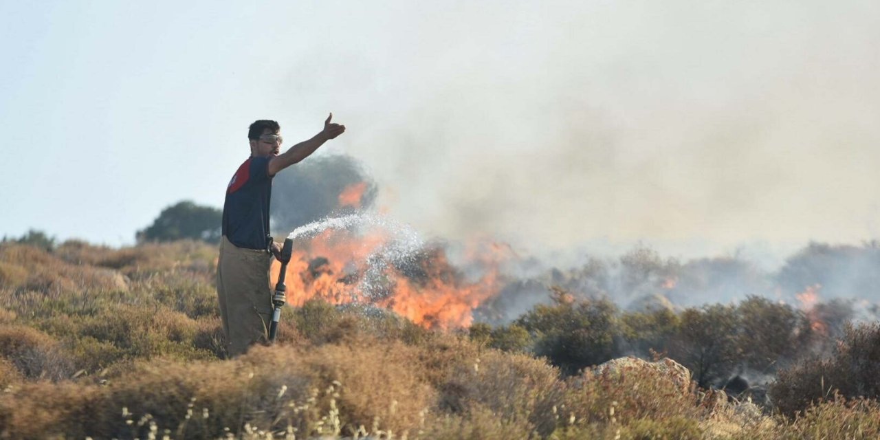 İzmir Çeşme'deki orman yangını 2'nci gününde