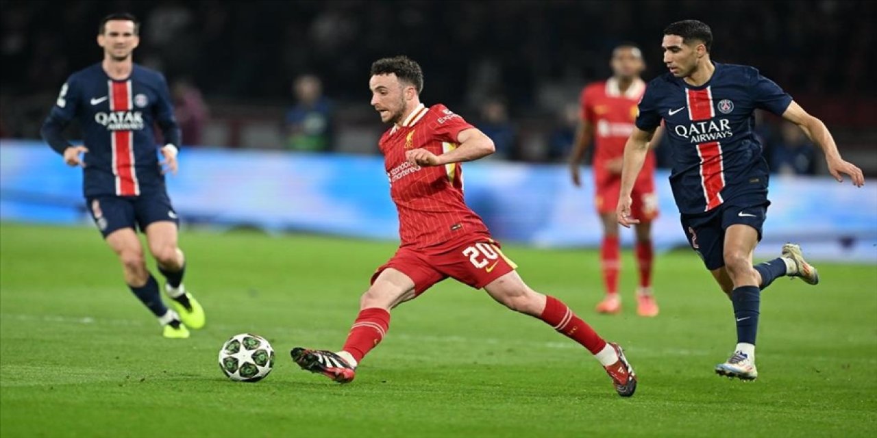 Liverpool'un yıldız futbolcusu Diogo Jota trafik kazasında hayatını kaybetti