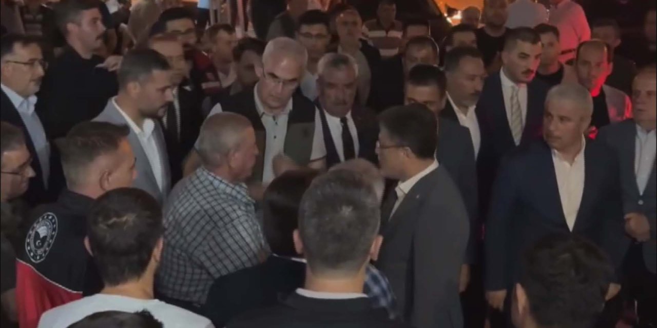 Bakan Yumaklı, Konya'da şehit dozer operatörünün ailesini ziyaret etti