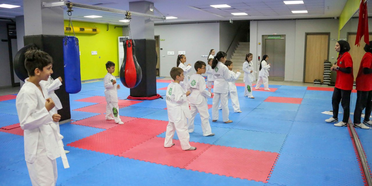 Şenlik  havası yaşattı... Meram'da büyük bir heyecanlar başladı