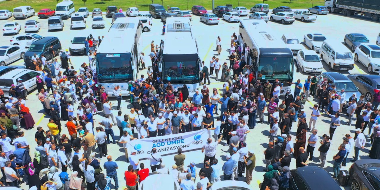 Konya'dan 120 kişilik genç kafile kutsal topraklara uğurlandı