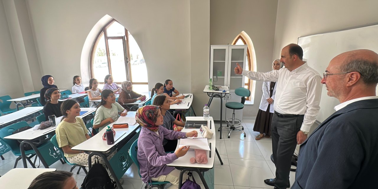 Başkan Altay ve Pekyatırmacı Süleyman Şah Bilgehanesi’ni ziyaret etti