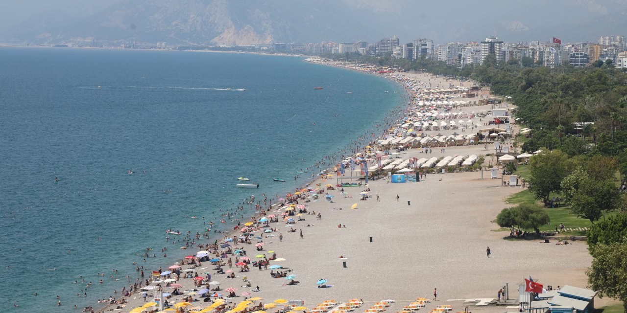 Antalya’yı nem bulutları kapladı