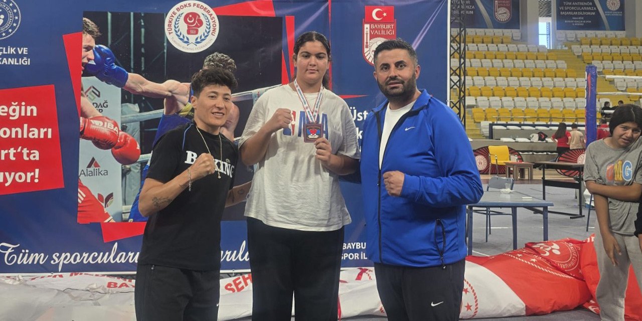 Rümeysa Karadeniz Türkiye üçüncüsü oldu