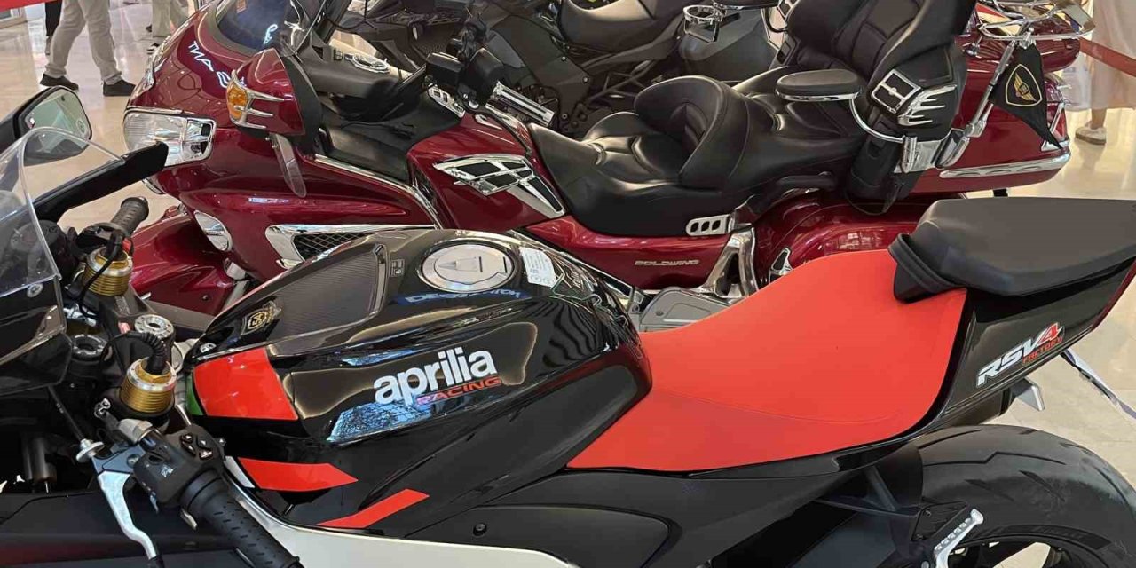 Konya'da motosiklet tutkunları etkinlikte buluştu