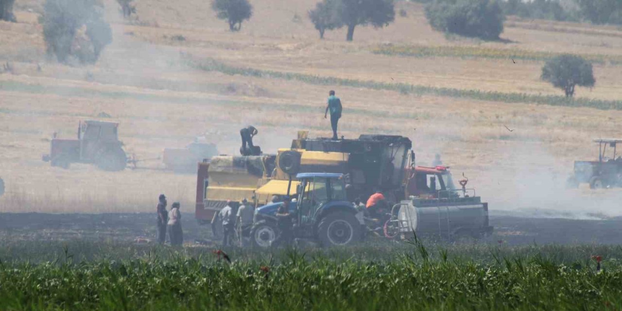 Konya'da biçerdöver cayır cayır yandı