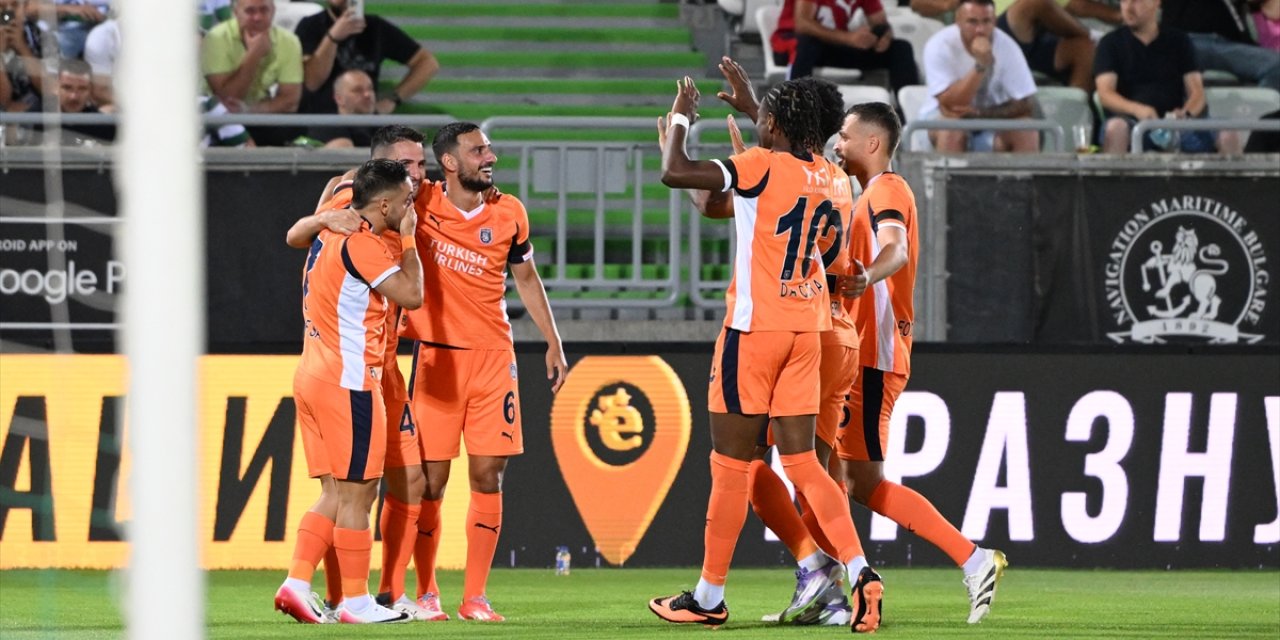 Başakşehir, Cherno More'yi Bulgaristan'da yendi