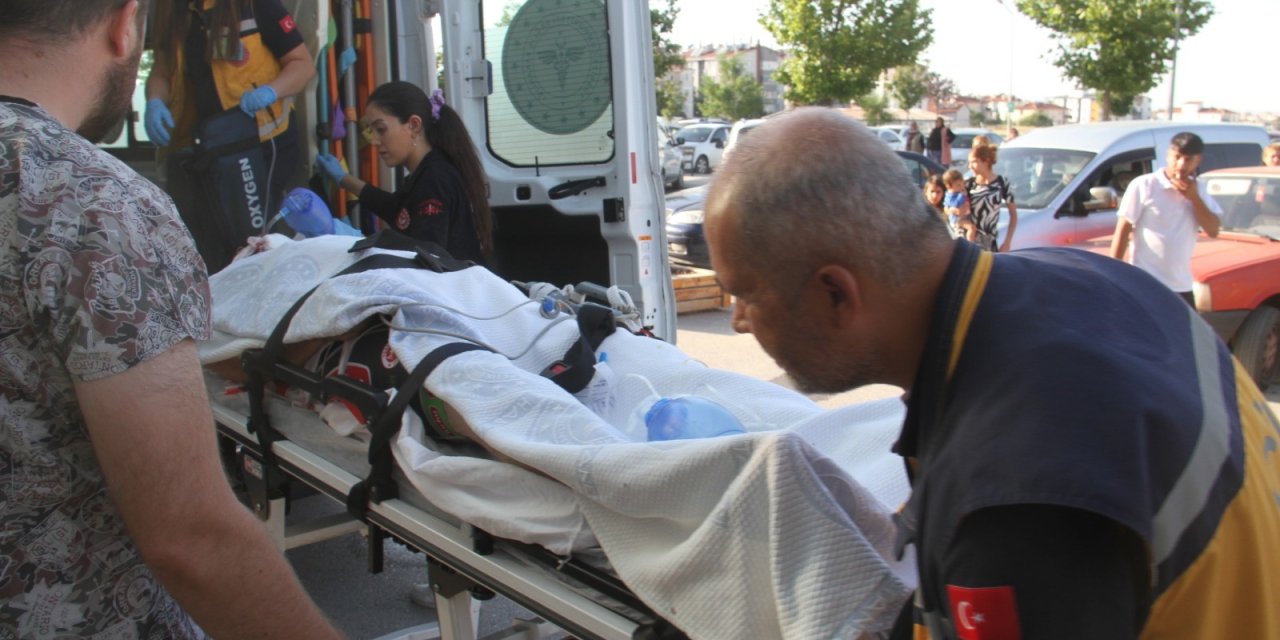 Konya'da otomobilin çarptığı bisikletli ağır yaralandı