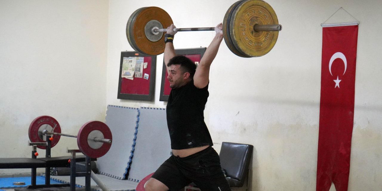 Okul salonundan Türkiye şampiyonluğuna