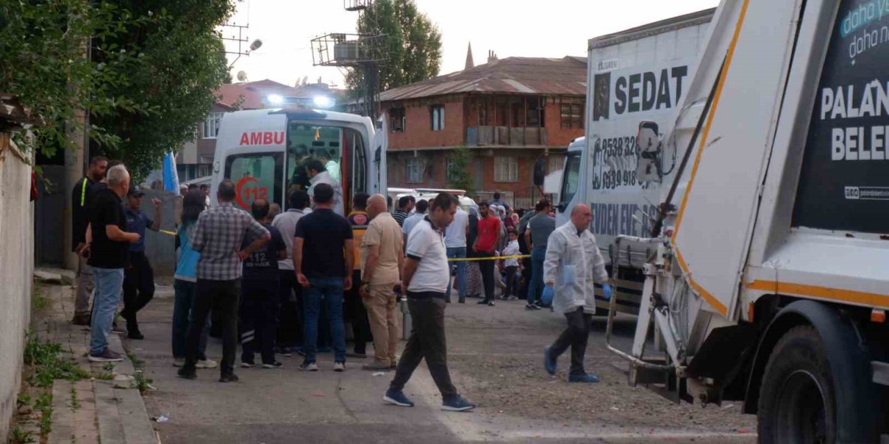 Çöp kamyonunun çarptığı çocuk öldü