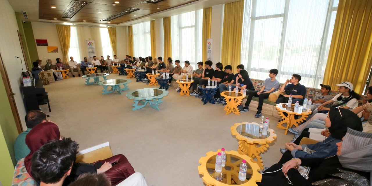 Meram gençliği dolu dolu bir yaz yaşıyor